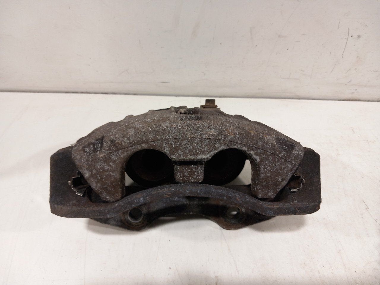 Remklauw rechts achter Chevrolet Avalanche, Auto-onderdelen, Onderdelen@venauto.nl, Van der Ven Autorecycling B.V., Gebruikt, Ettenseweg 76, 4706 PB Roosendaal, The Netherlands