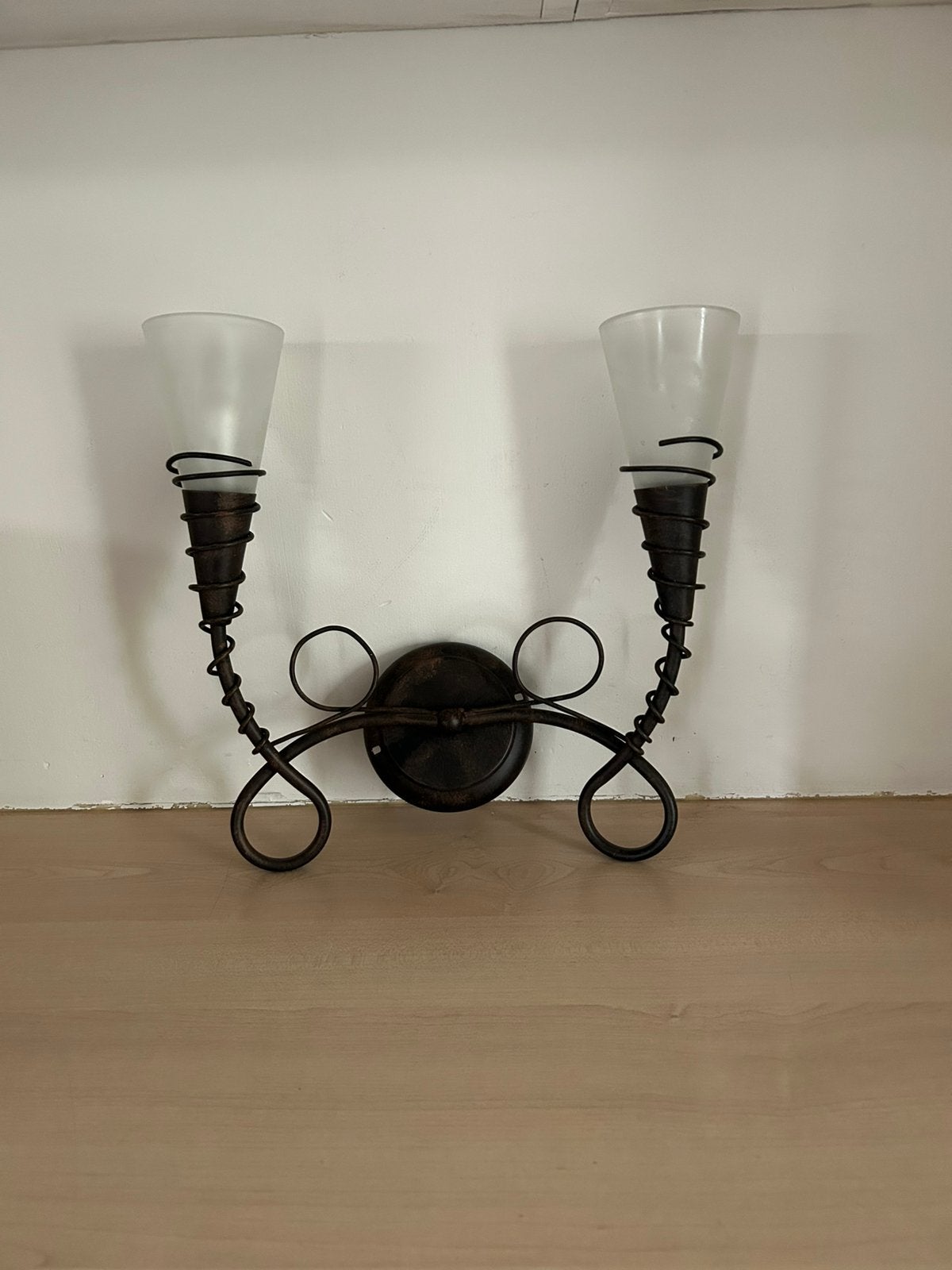 Ijzeren wandlamp, Ophalen, Overige materialen, Gebruikt, 36 cm