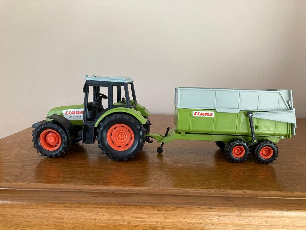 Tractor Claas Celtis 446 RX in kunststof + aanhangwagen, Ophalen of Verzenden, Zo goed als nieuw