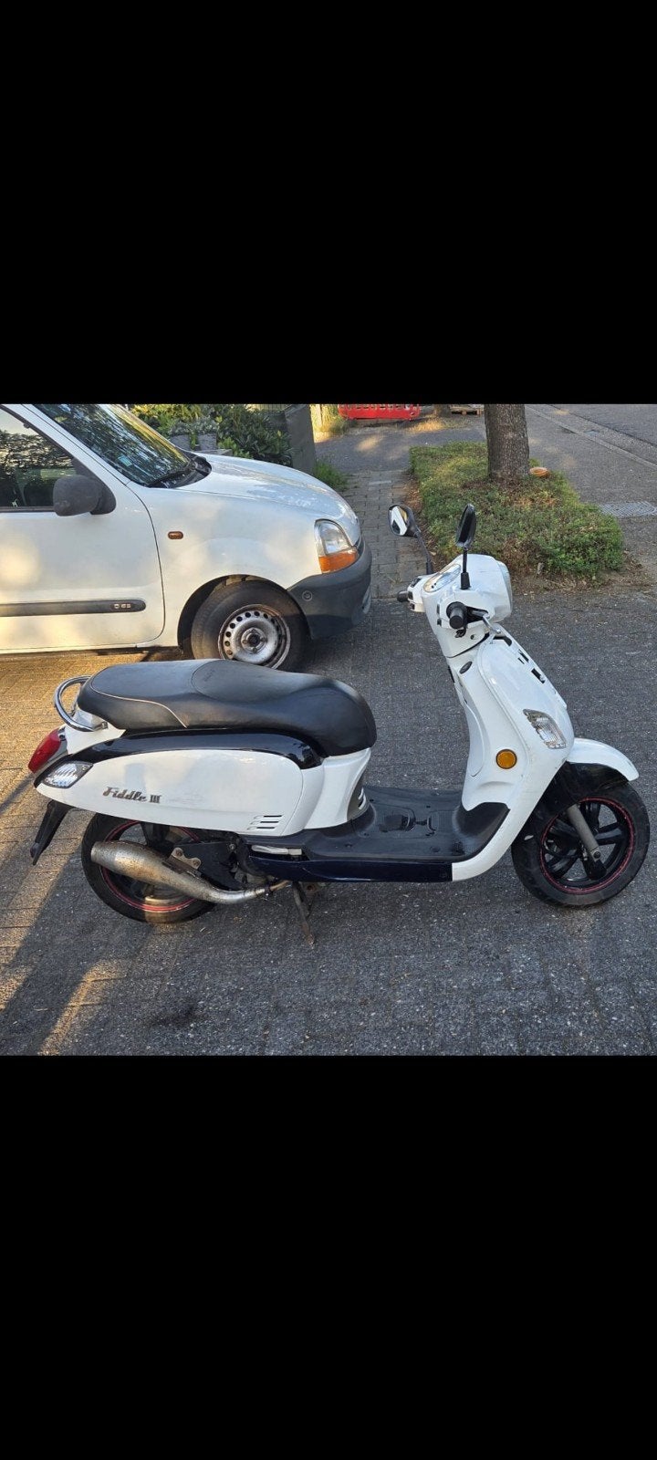 Sym fiddle 3 in goede staat papieren en sleutels B klasse, Fietsen en Brommers, Ophalen of Verzenden