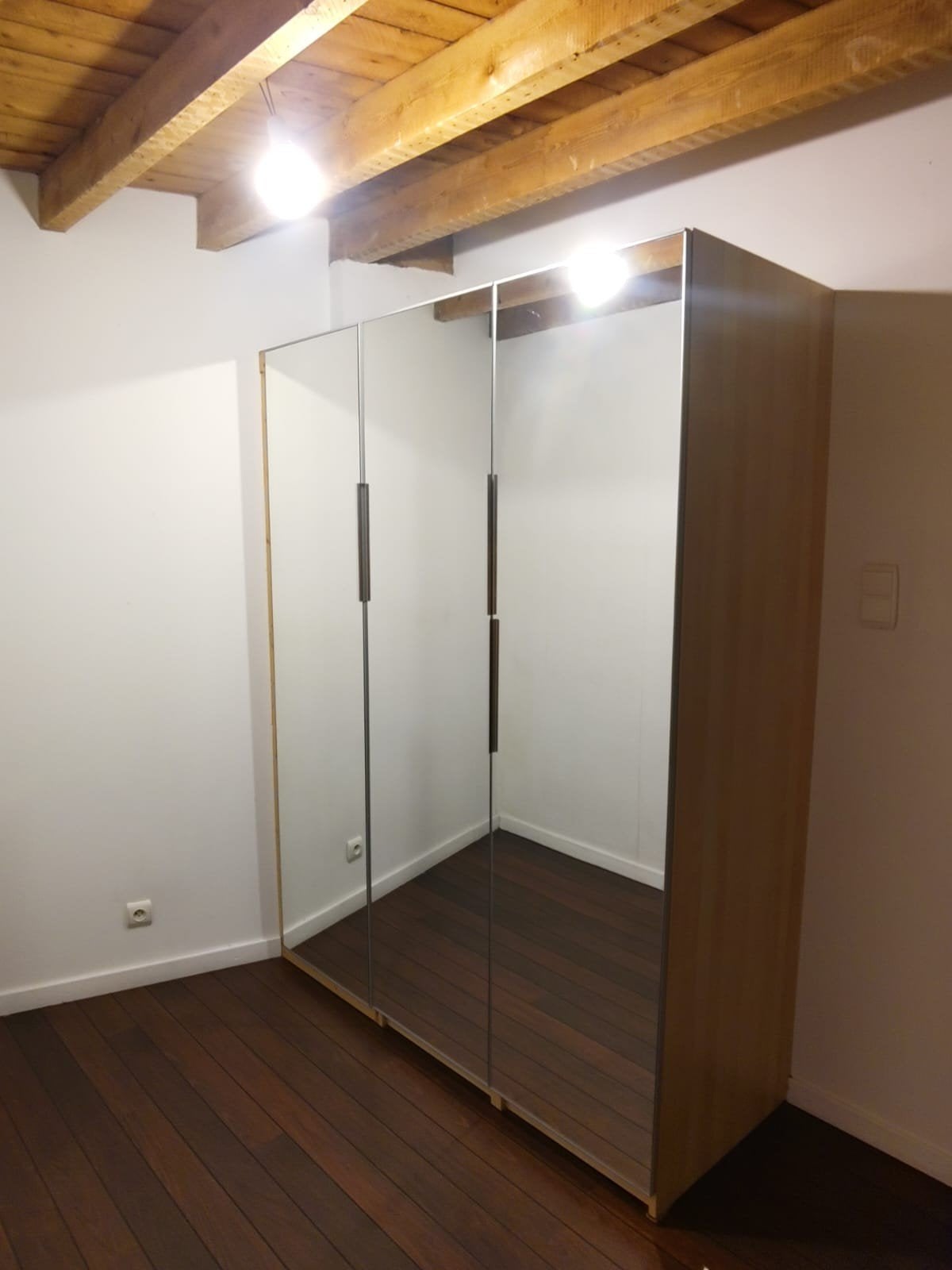 Tweedeurs kast met spiegeldeuren, Huis en Inrichting, Ophalen, 100 tot 150 cm, 200 cm of meer, Met lade(s)