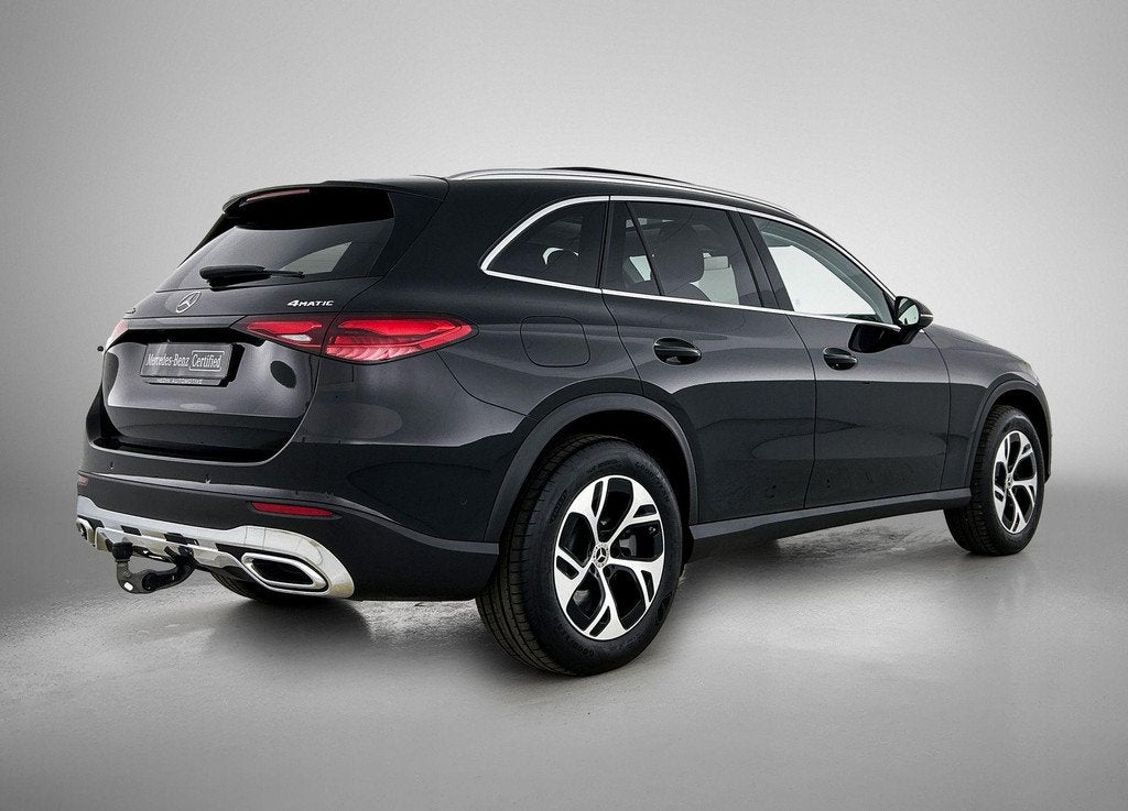 Mercedes-Benz GLC-Klasse 300 e 4Matic SUV Luxury Line | Pano, Auto's, Automaat, Stof, Gebruikt, Zwart