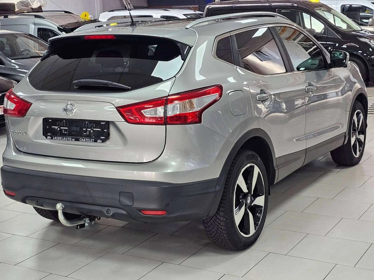 Nissan QASHQAI Qashqai 1.2 DIG-T Boîte Auto 1ière Main Toi, Autos, 1197 cm³, Argent ou Gris, Achat, Entreprise
