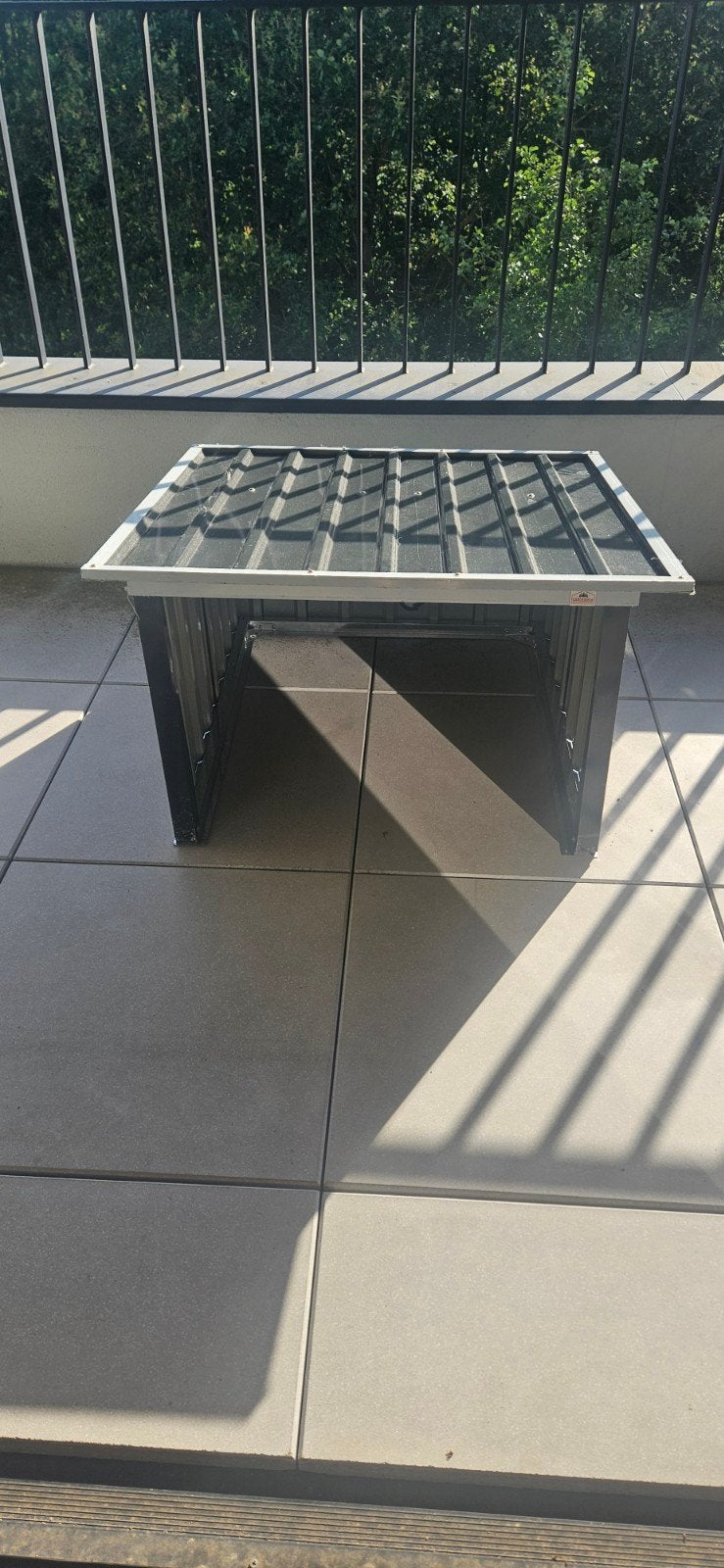 Stelplaats robotmaaier + opties, Tuin en Terras, Robotmaaiers, Ophalen
