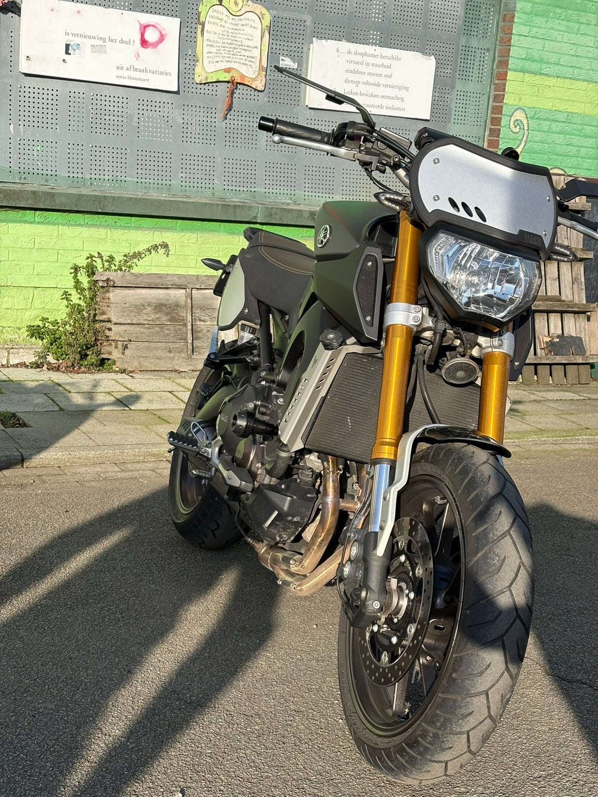 Yamaha MT09 Sport Tracker 2015, Motoren, Particulier