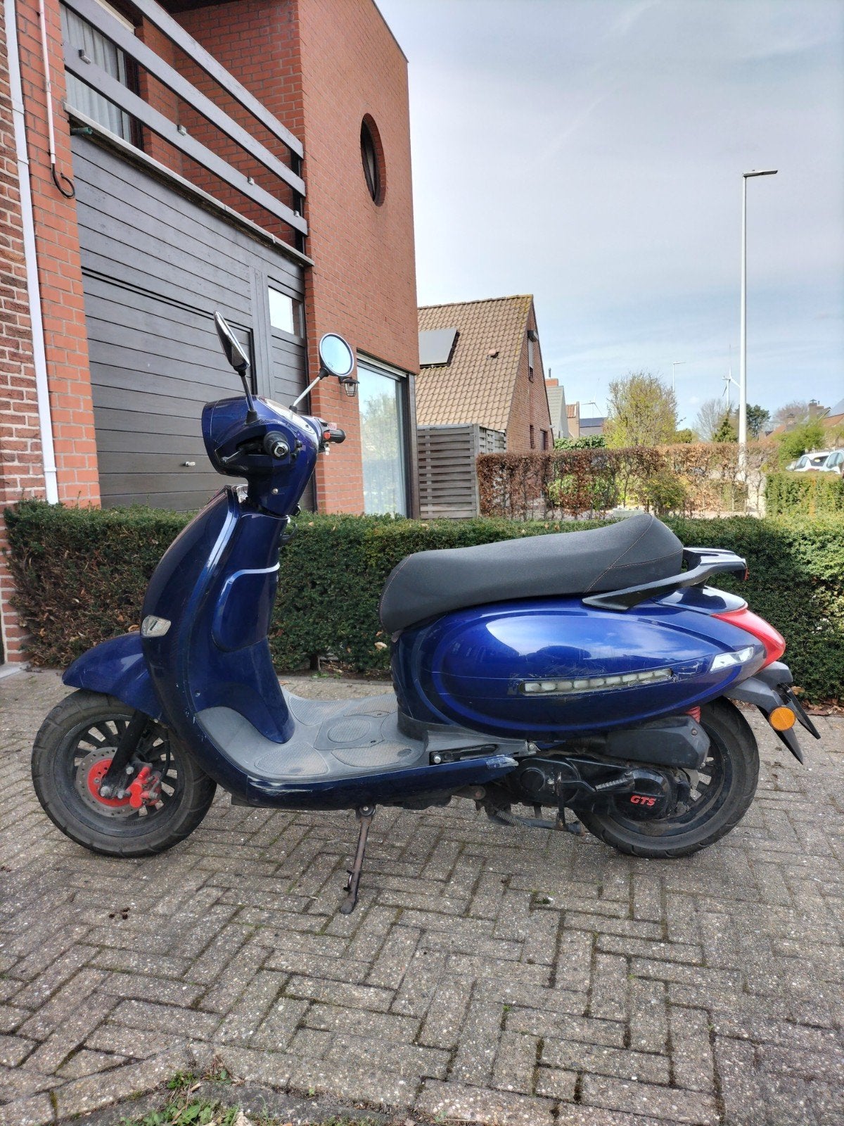 50cc blauwe kleur, Fietsen en Brommers, Brommers | Overige merken, Ophalen