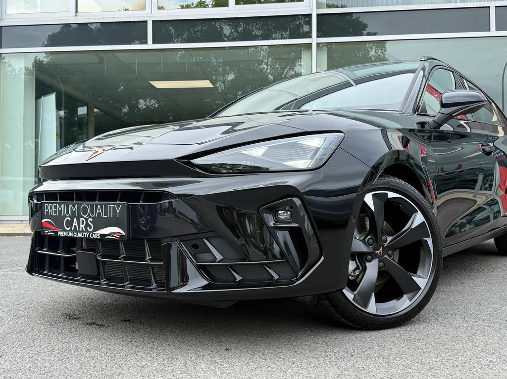CUPRA Leon CARPLAY / CAMERA / ZETEL & STUURVERWARMING / ADAP, Auto's, Cupra, Automaat, 4 cilinders, Leon, Leder en Stof