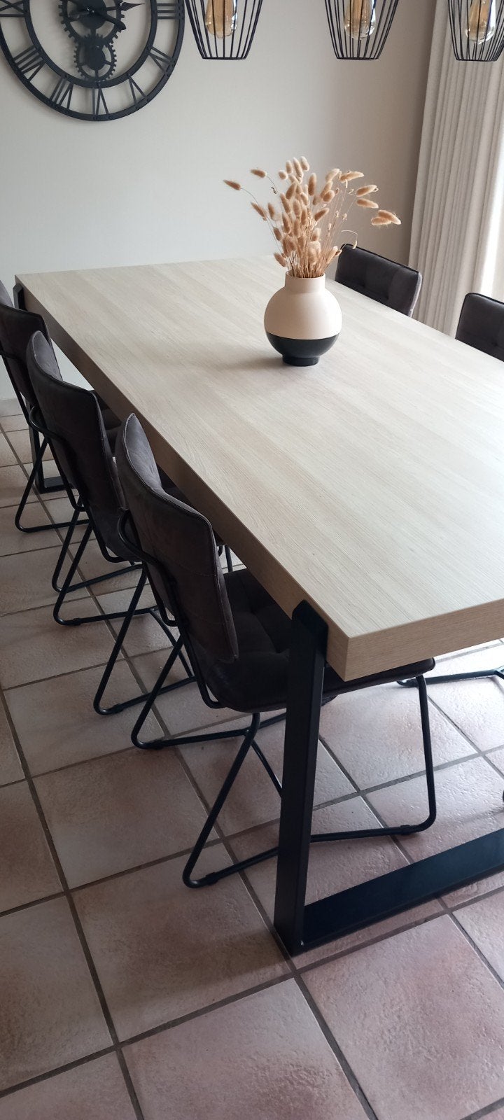Eettafel voor 6 personen of meer, Huis en Inrichting, Tafels | Eettafels, Ophalen, 100 tot 150 cm, 200 cm of meer, Zo goed als nieuw