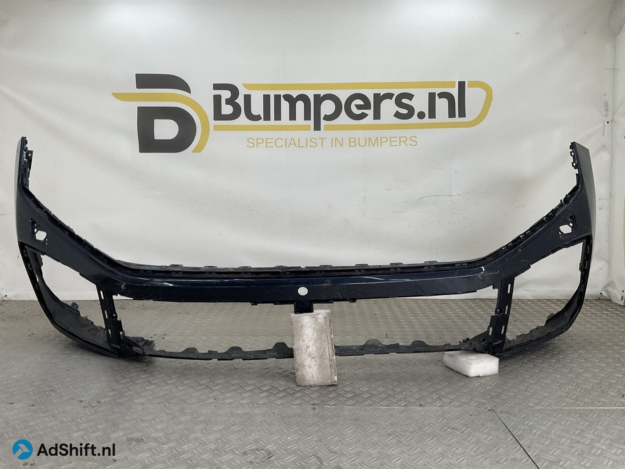 Bumper Volkswagen Touareg III Facelift R-line RLine 23- 7608, Auto-onderdelen, Bumper