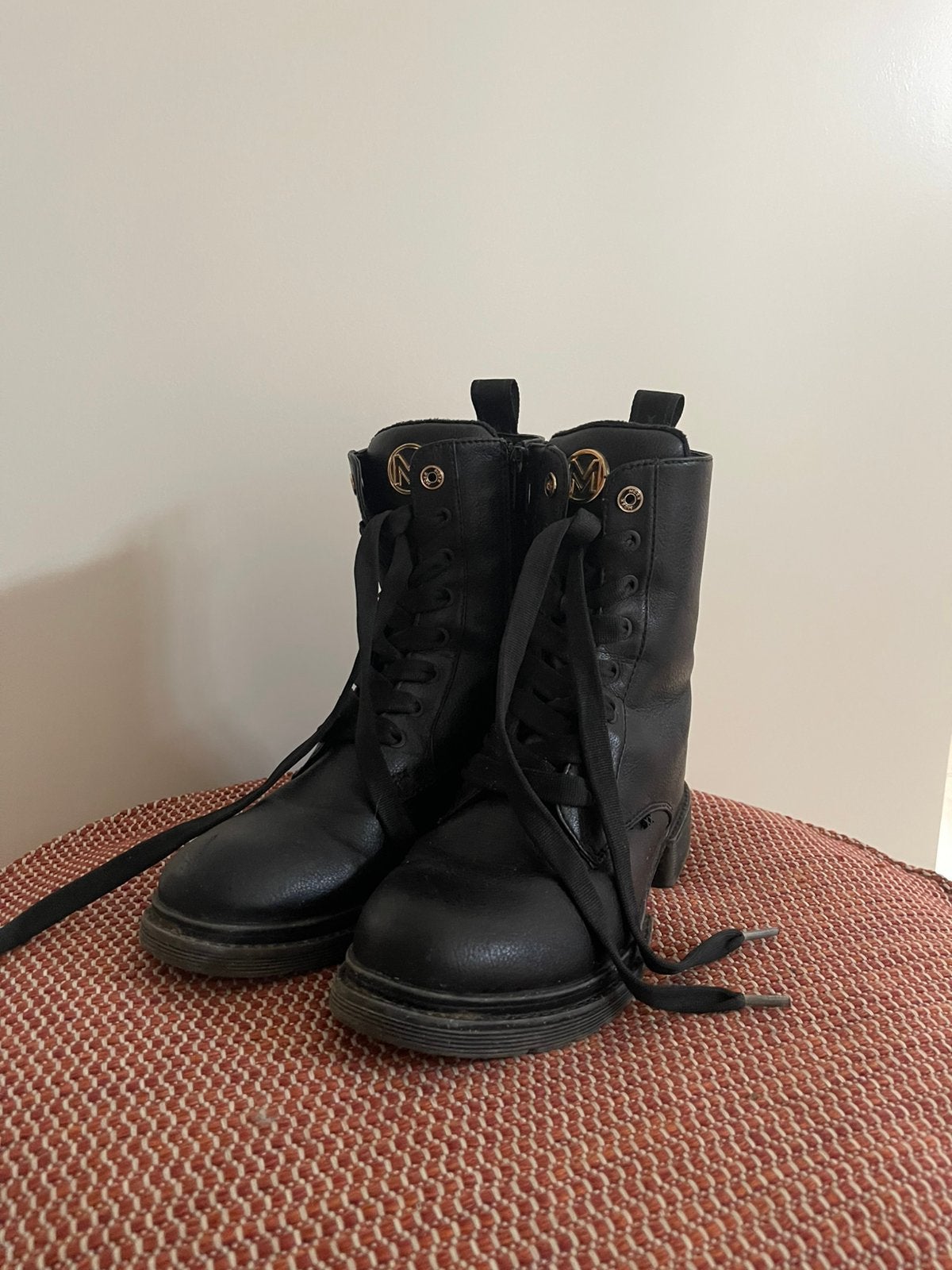 Boots MEXX, Ophalen, Zwart, Lage of Enkellaarzen, Zo goed als nieuw