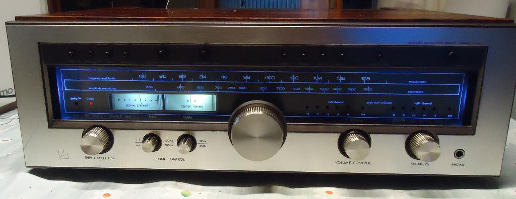 Luxman R-1120, TV, Hi-fi & Vidéo, Amplificateurs & Ampli-syntoniseurs, Utilisé, Stéréo, 120 watts ou plus, Autres marques, Enlèvement