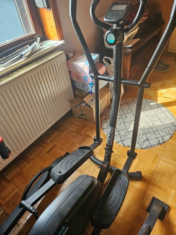 Vélo elliptique essential Domyos, Enlèvement, Utilisé, Vélo elliptique