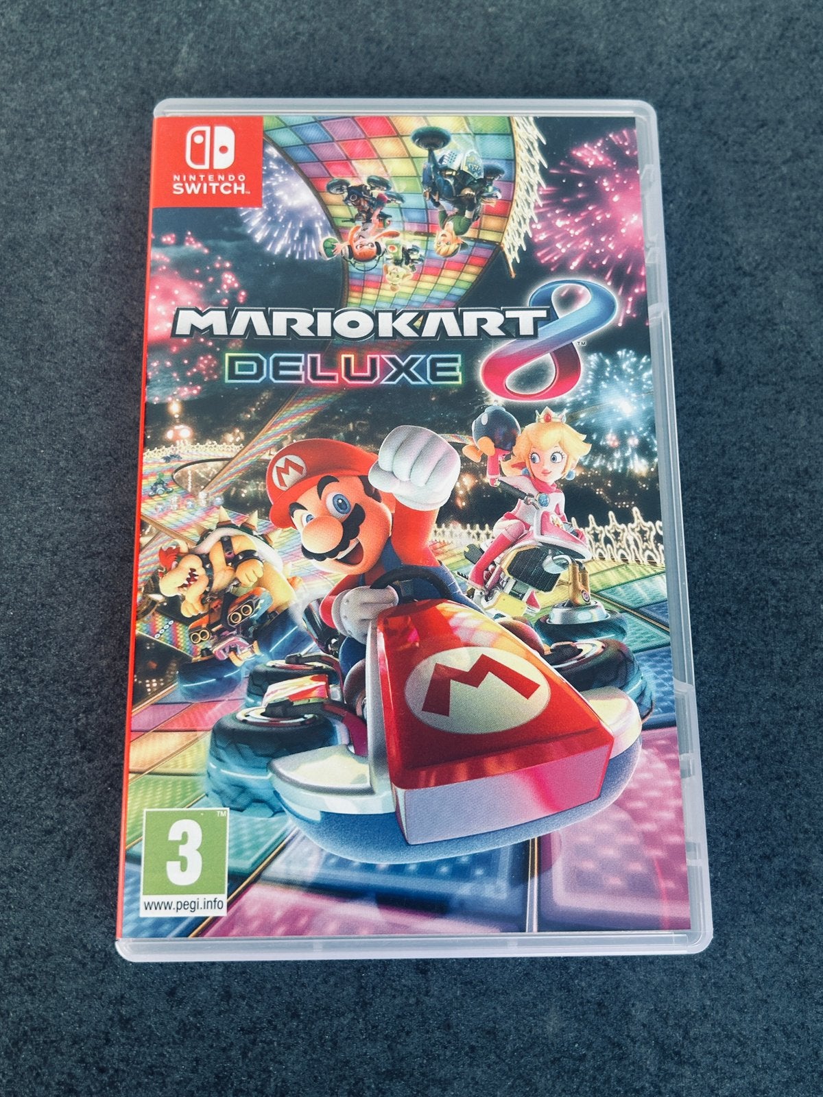 Jeu Mario Kart 8 Deluxe - Nintendo Switch, Consoles de jeu & Jeux vidéo, Enlèvement ou Envoi, Comme neuf