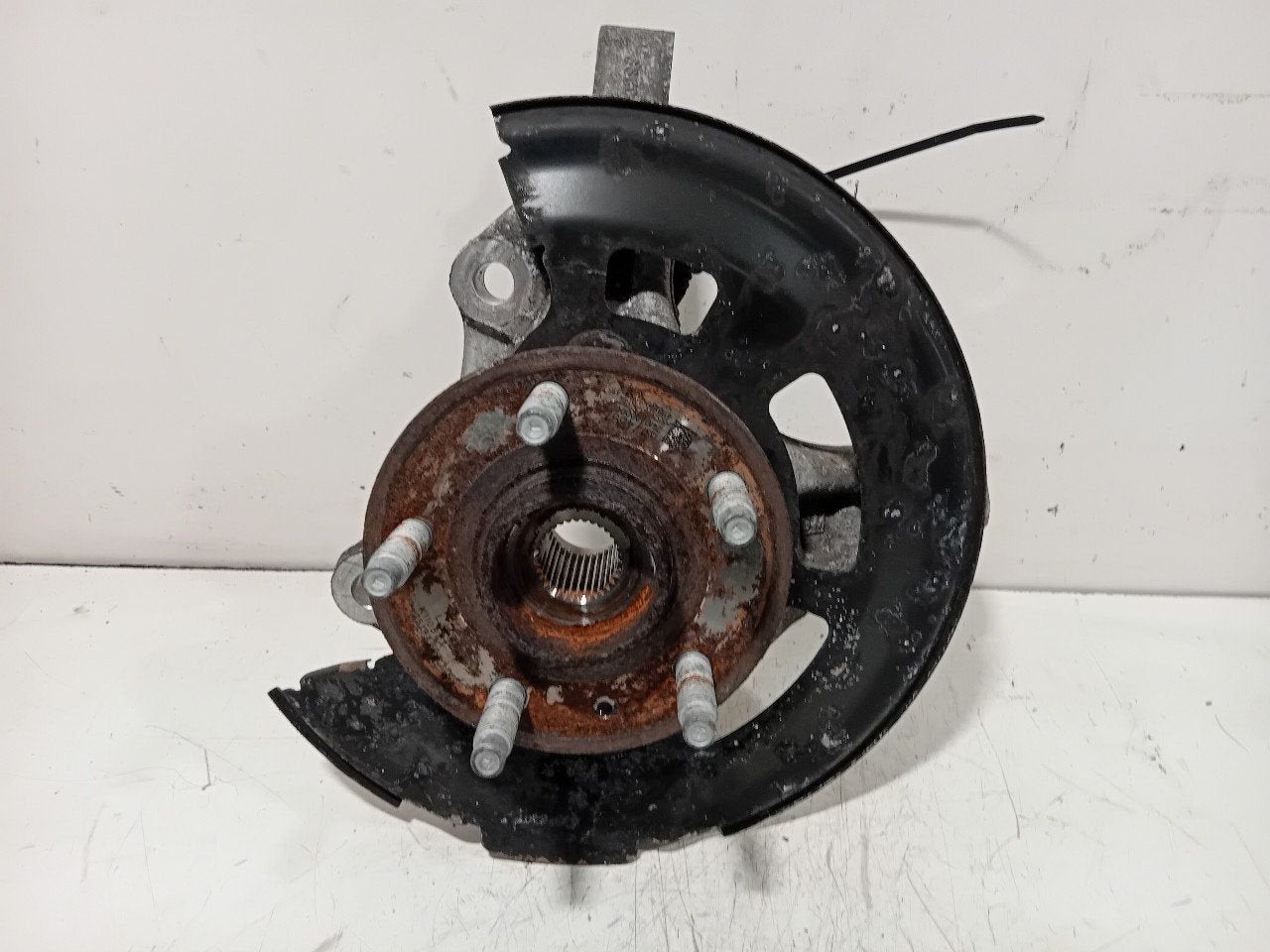 Wielnaaf links voor Opel Astra, Onderdelen@venauto.nl, Van der Ven Autorecycling B.V., Gebruikt, Ettenseweg 76, 4706 PB Roosendaal, The Netherlands
