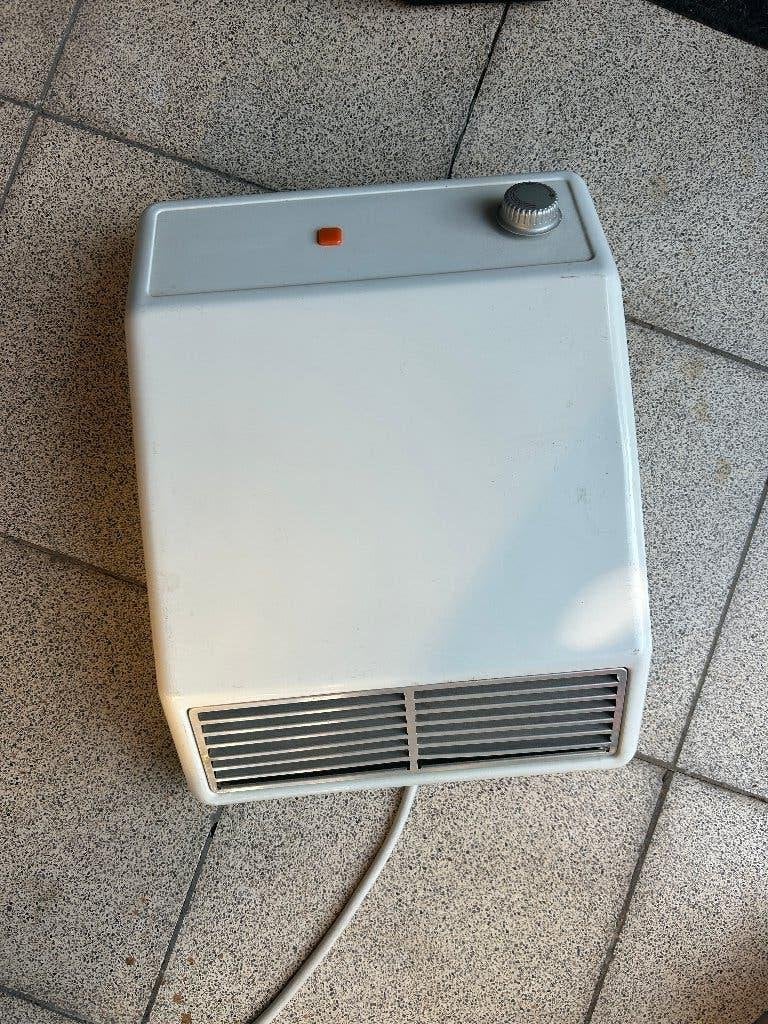 chauffage des toilettes ou de la salle de bain, Moins de 60 cm, Enlèvement, Utilisé, Radiateur