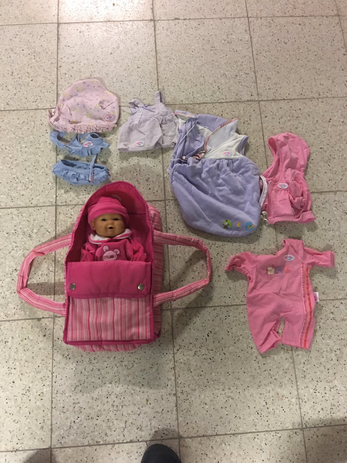Draagtas + pop +kleding BABY BORN, Ophalen of Verzenden, Gebruikt