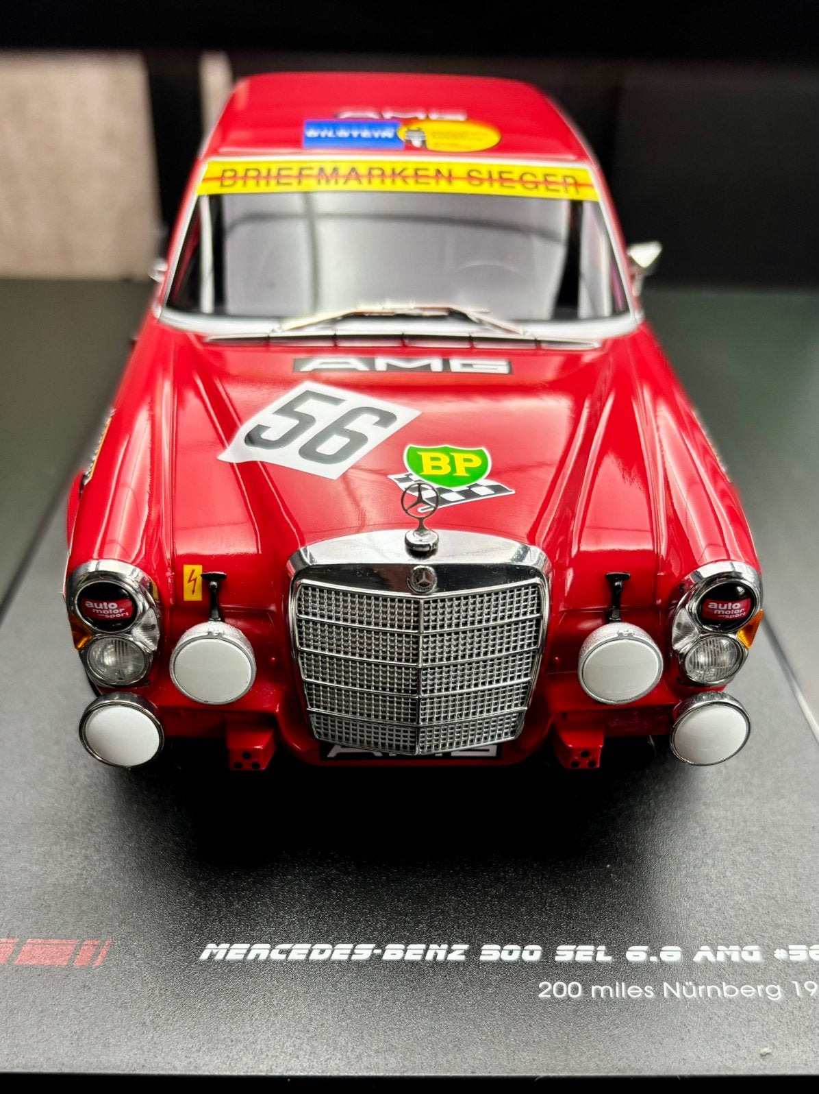 1:18 Mercedes-benz AMG 300 SEL 6.8 200 Miles Nürnberg 1972, Hobby en Vrije tijd, Ophalen of Verzenden, Zo goed als nieuw