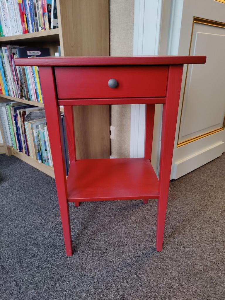Ikea hemnes rood nachtkastje, Enlèvement