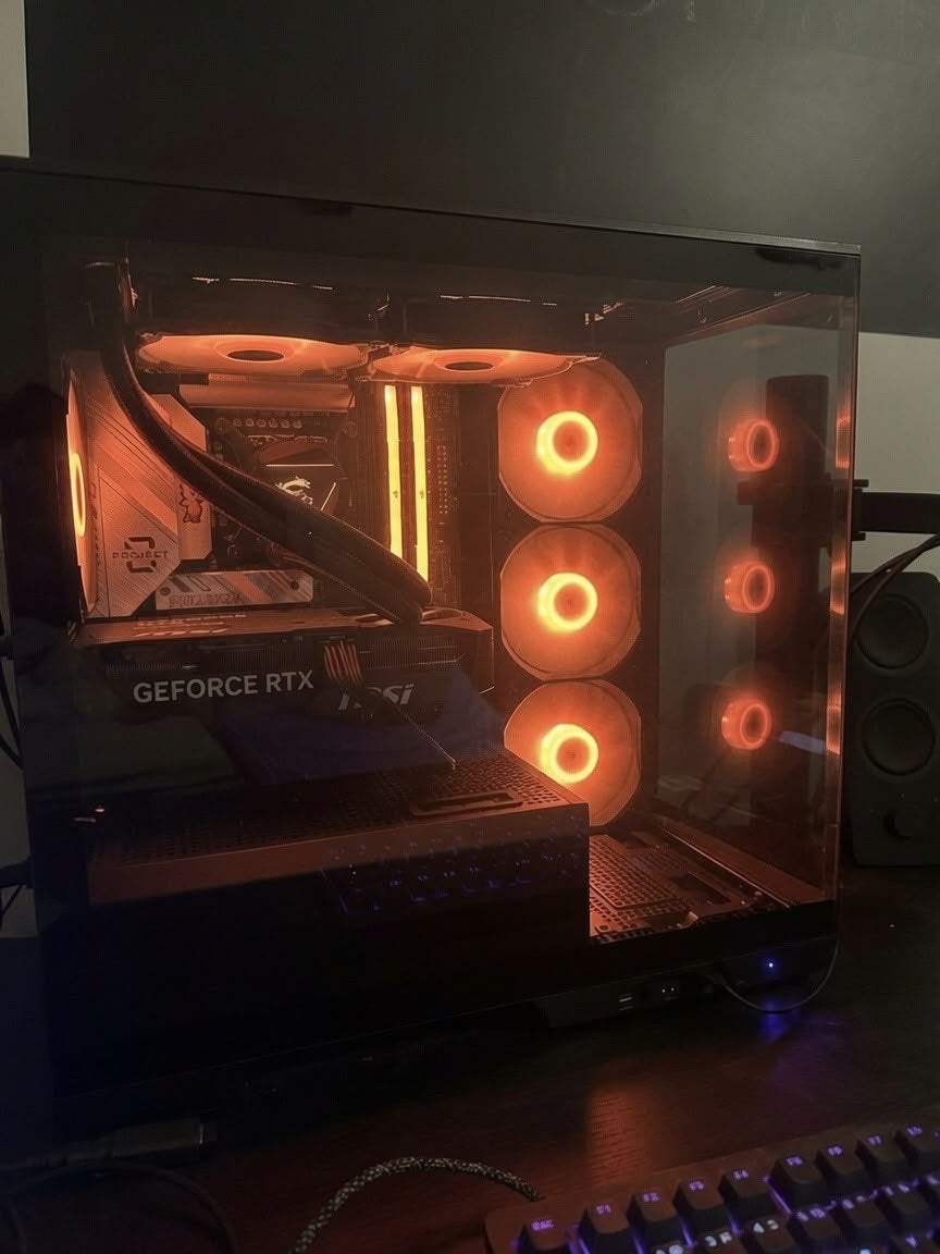 RTX 5070 gaming-pc | i7-14700F | 32 GB DDR5 | SSD van 2 TB |, Ophalen, Zo goed als nieuw, Gaming, SSD