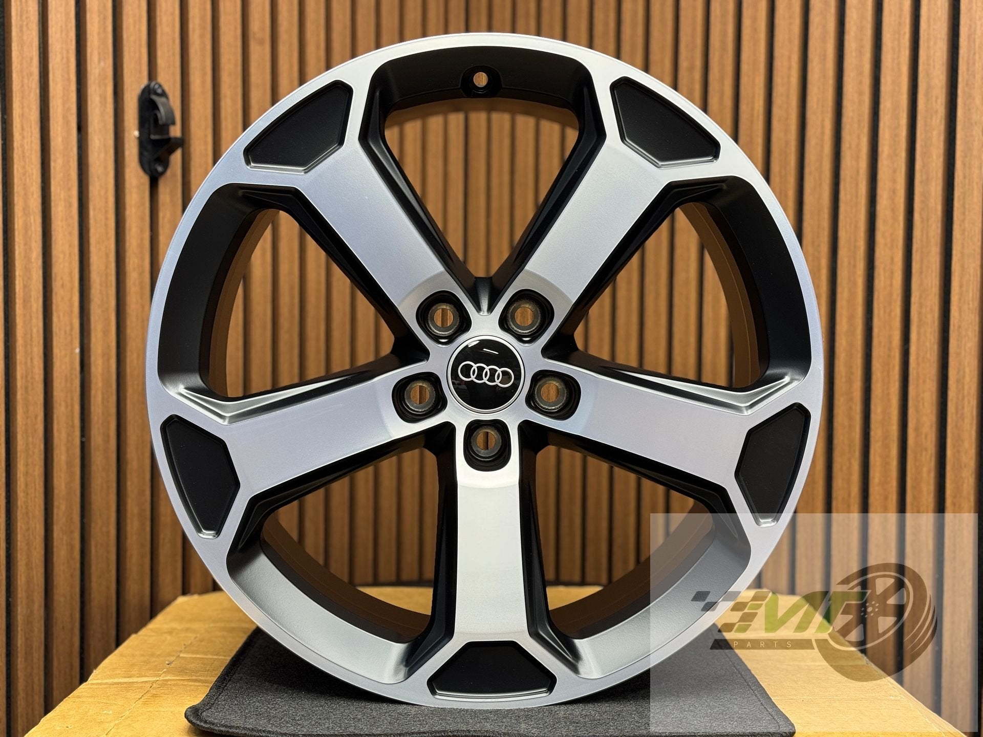 19" Audi Q2 SQ2 A3 S3 LATUS NEW BTW skoda vw seat cupra OEM, Auto-onderdelen, Banden en Velgen, 19 inch, Velg(en), -, -