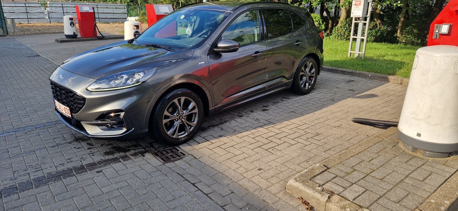 Ford kuga ST-Line 1.5tdci 88kw, Auto's, Monovolume, Leder en Stof, Diesel, Particulier
