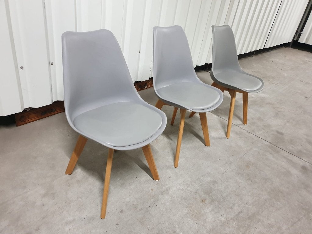Drie stoelen. €30 voor drie stuks., Ophalen, Gebruikt, Drie
