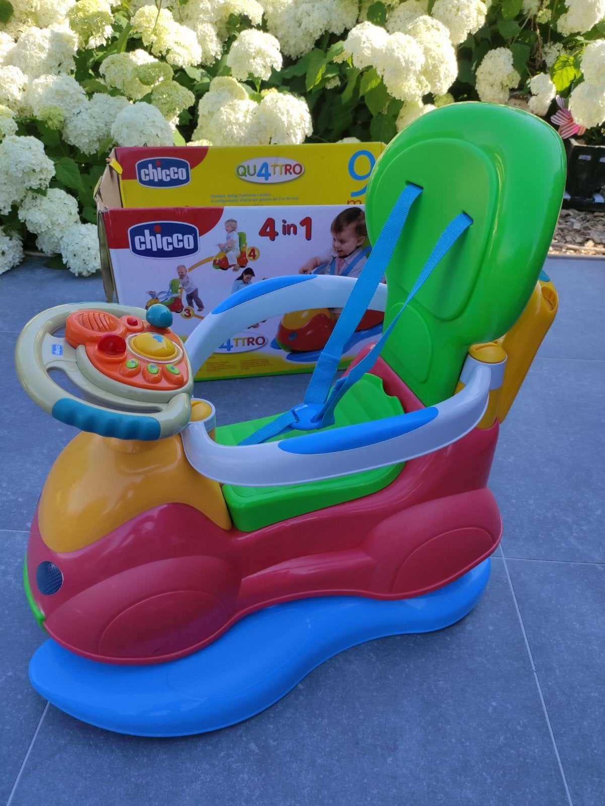 Loopauto Chicco 4 in 1 in zeer goede staat, Kinderen en Baby's, Speelgoed | Buiten | Voertuigen en Loopfietsen, Ophalen