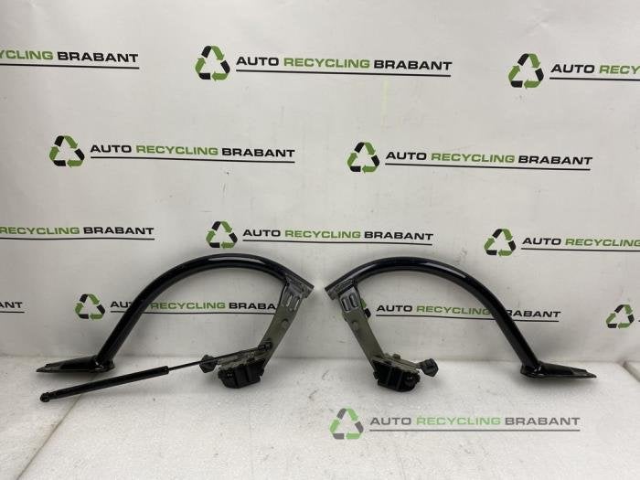Charnière hayon d'un Volkswagen Passat, -, 3 mois de garantie, Utilisé, -
