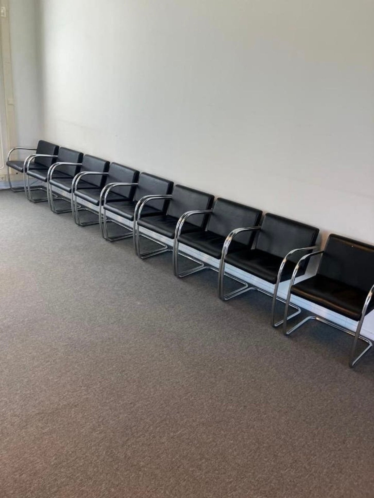 Set van 10 Fasem Brno stoelen van Mies van der Rohe, Huis en Inrichting, Stoelen, Ophalen, Gebruikt, Zwart, Vijf, Zes of meer stoelen