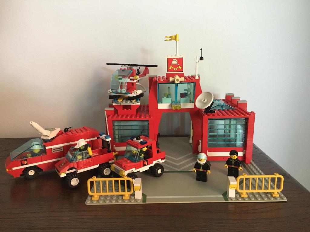 Lego brandweerkazerne, Ophalen of Verzenden, Zo goed als nieuw, Compleet, Lego