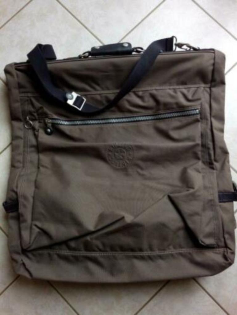 Kipling garment bag (kledinghoes bagage)., Ophalen of Verzenden, Zo goed als nieuw