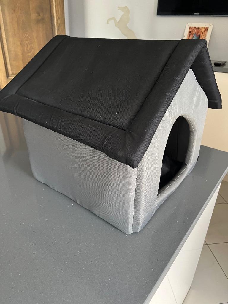 Maisonnette chien Love story., Enlèvement, Comme neuf
