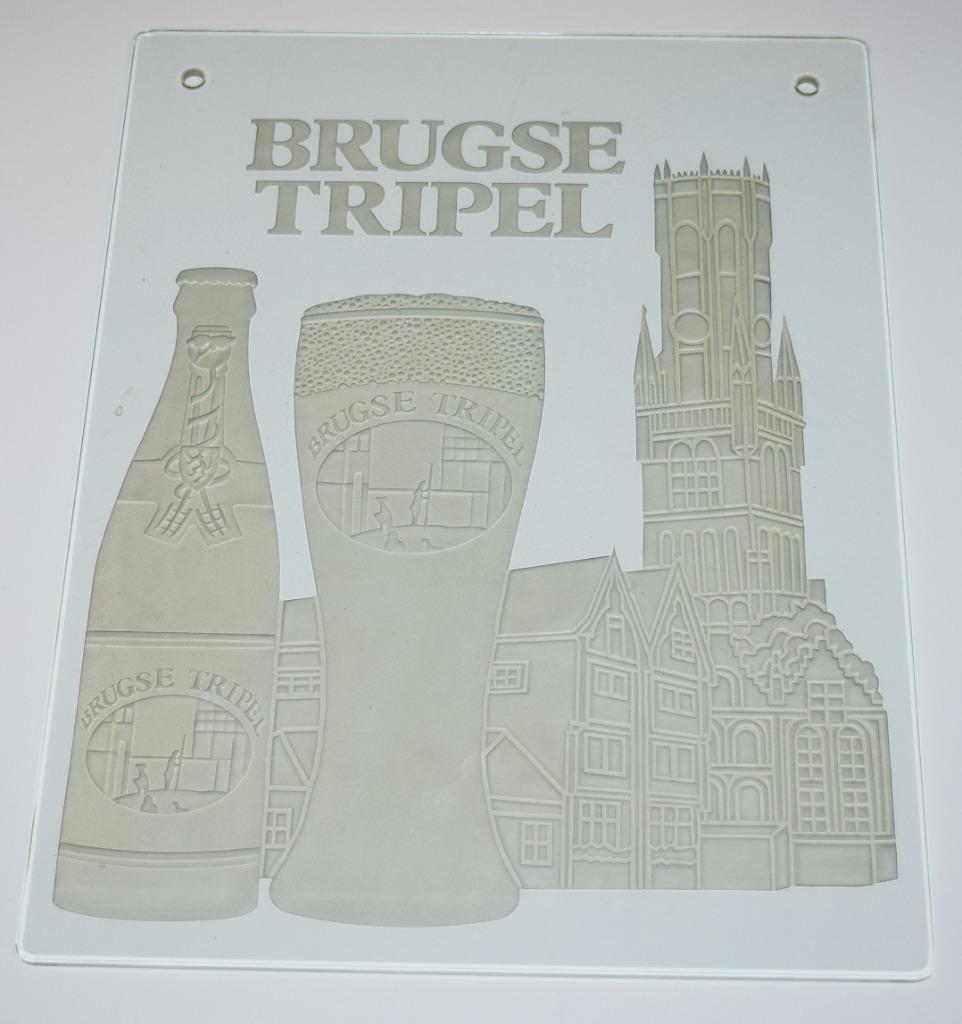 Brugse Tripel / Mooi reclamebord in glas / +/- 40 x 30 cm, Verzamelen, Ophalen of Verzenden, Nieuw, Reclamebord, Plaat of Schild