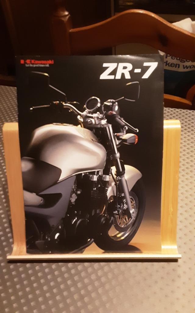 Kawasaki zr7 brochure, Enlèvement ou Envoi, Comme neuf