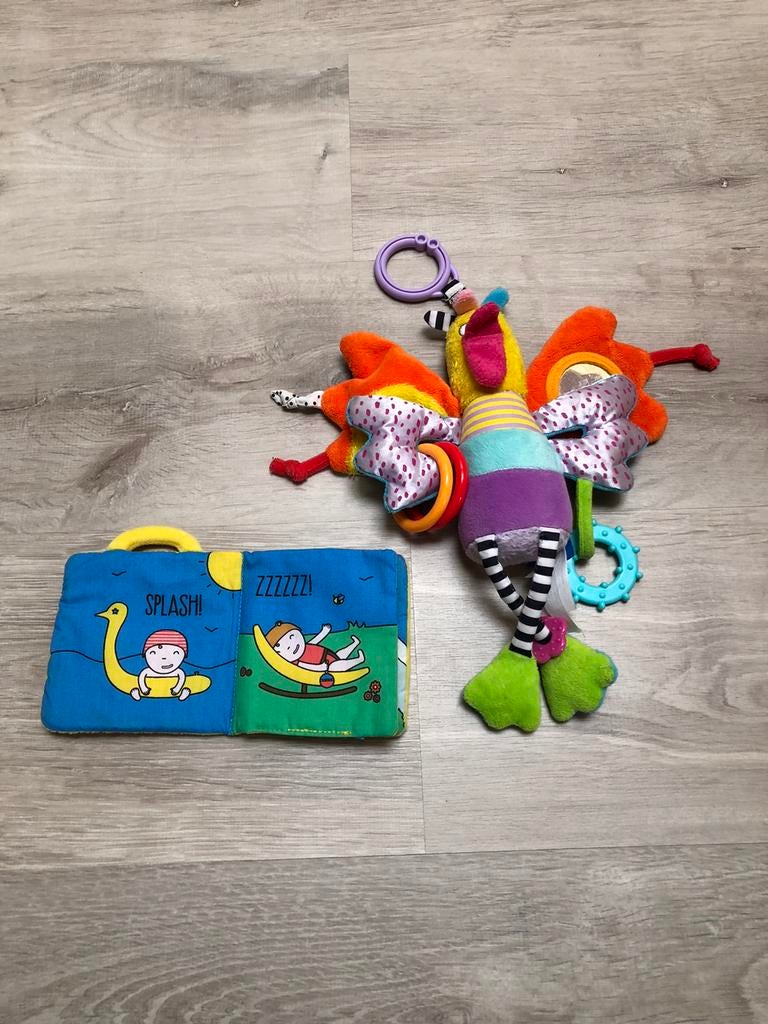 Vogel taf toys + Voelboekje lilliputiens, Ophalen, Zo goed als nieuw