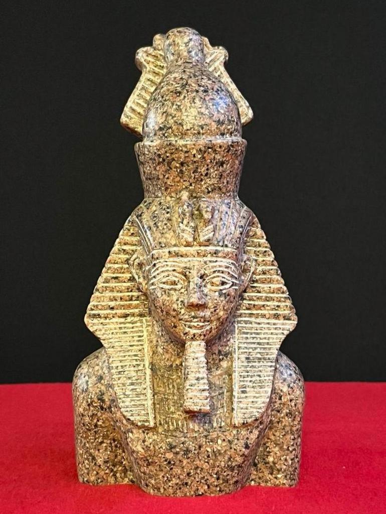 Mooi sfinx beeld uit Egypt , marmer, Ophalen, Zo goed als nieuw