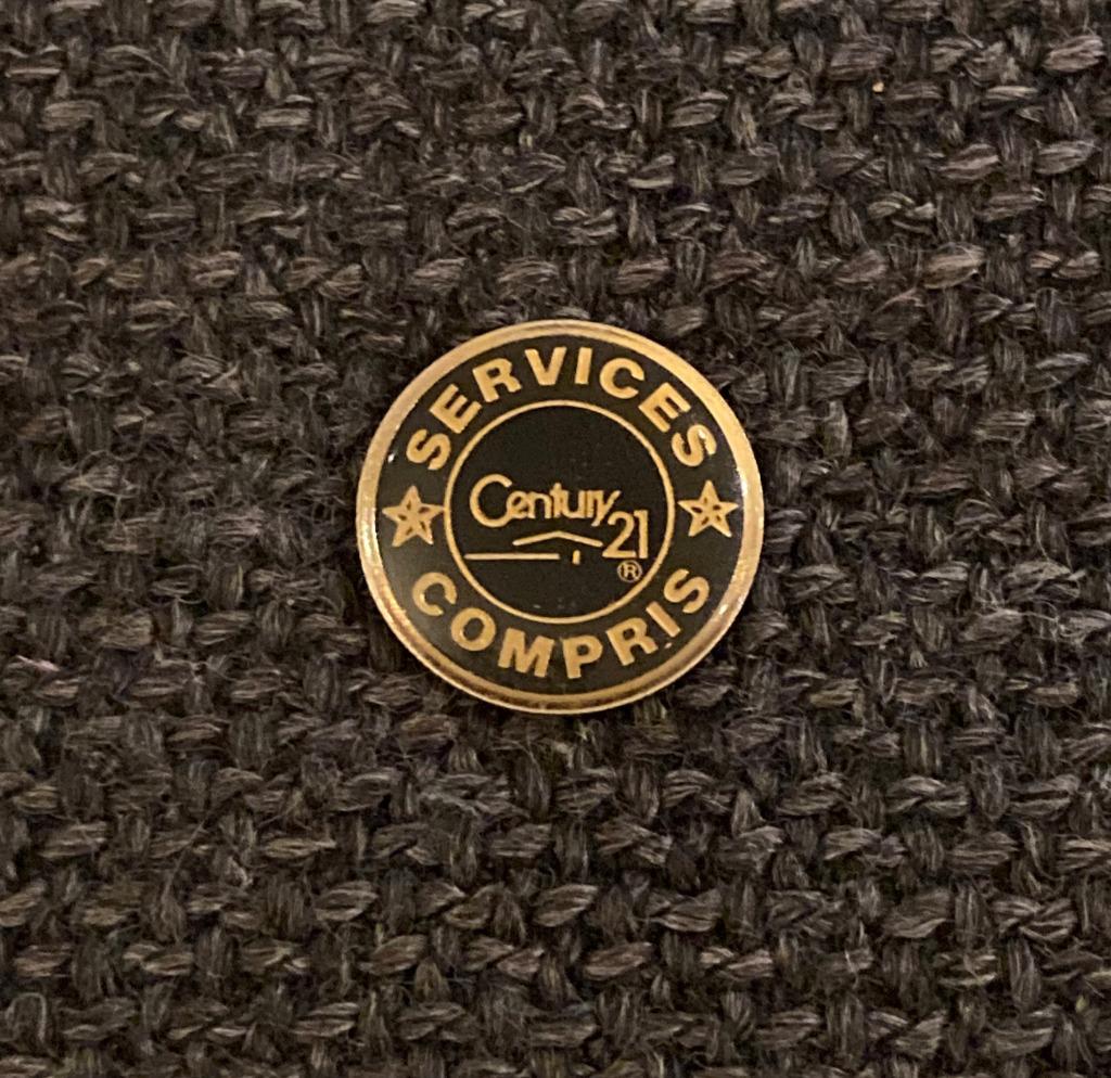 PIN - CENTURY 21 - VASTGOED, Envoi, Utilisé, Autres sujets/thèmes, Insigne ou Pin's