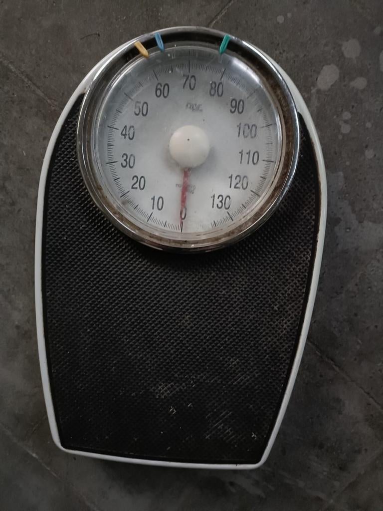 Pèse-personne, Enlèvement, Pèse-personne