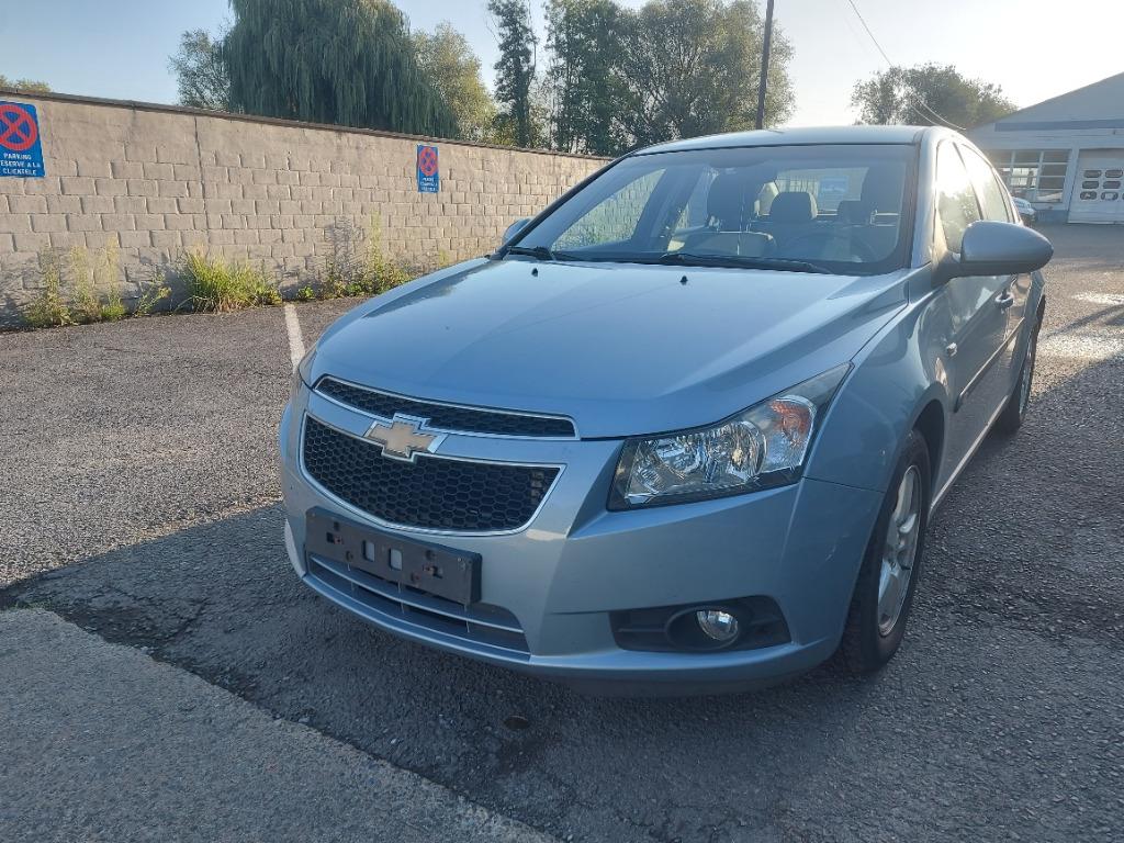 Chevrolet Cruze 1,6 i - berline, Achat, 4 portes, Entreprise, Boîte manuelle