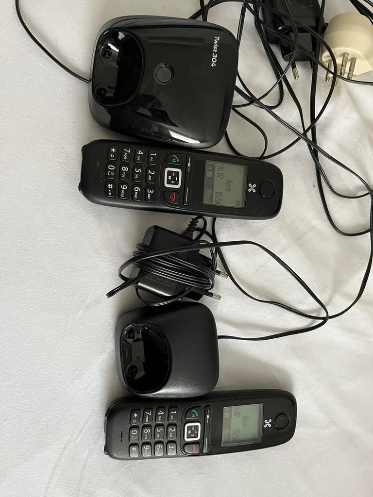 Proximus twist 304 + extra station, Telecommunicatie, Ophalen, Gebruikt, 2 handsets