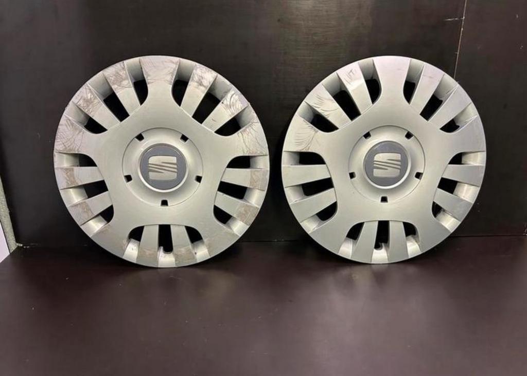 2 originele wieldoppen Seat Arona Alhambra Ateca Leon 16", Ophalen of Verzenden, Gebruikt