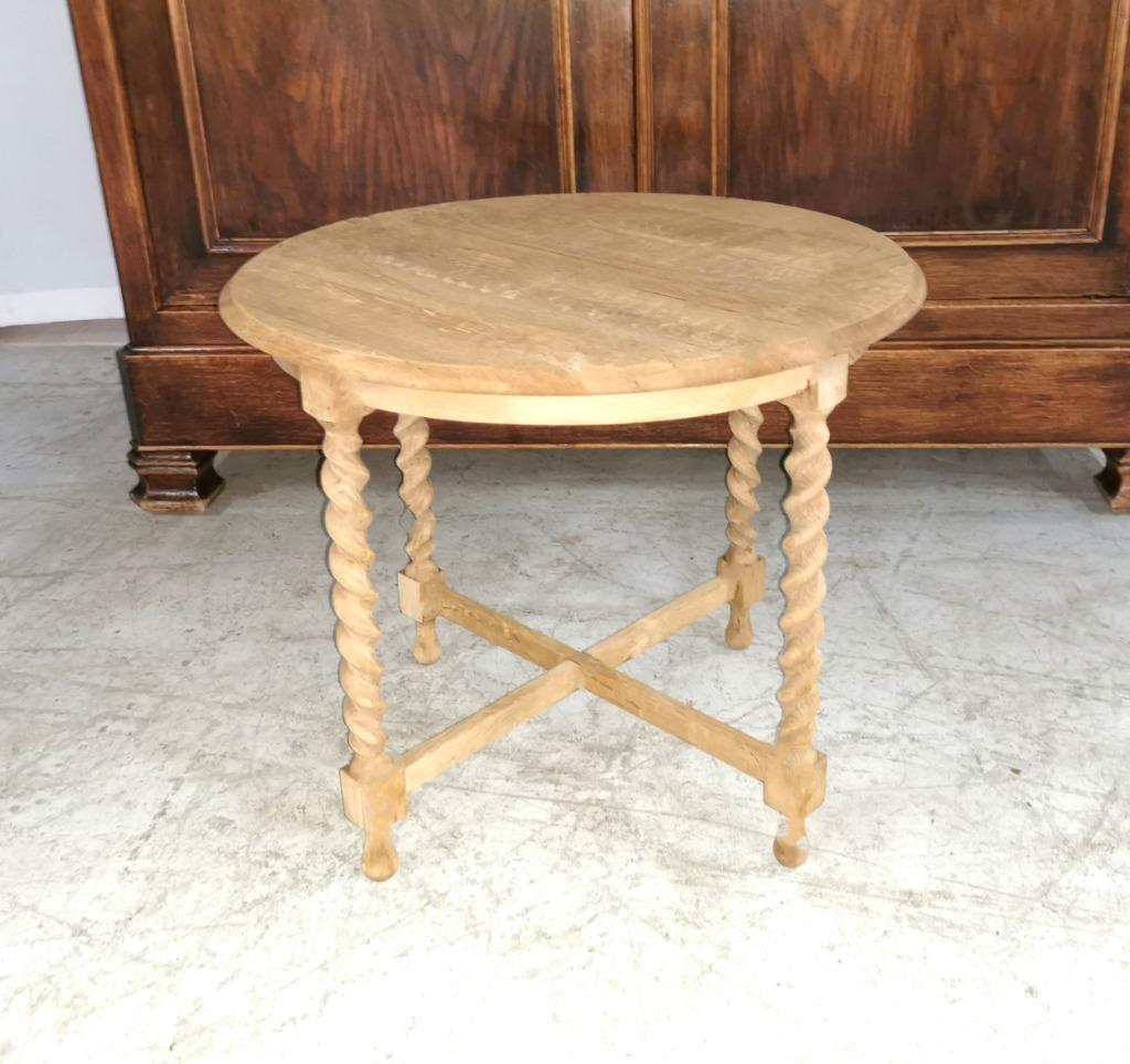 table d'appoint/basse ronde antique en chêne lessivé diamètr, Enlèvement