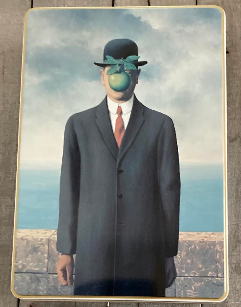 Blikken doos Magritte, Verzamelen, Blikken, Ophalen, Zo goed als nieuw, Koek(jes), Overige merken