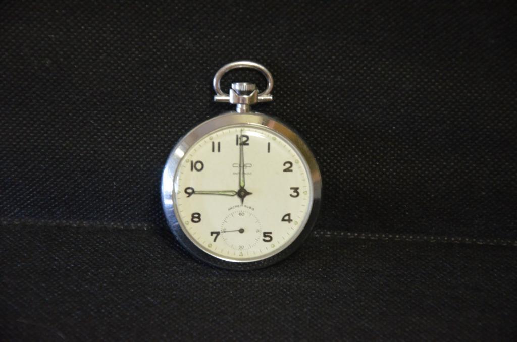 horloge (à réparer), Enlèvement