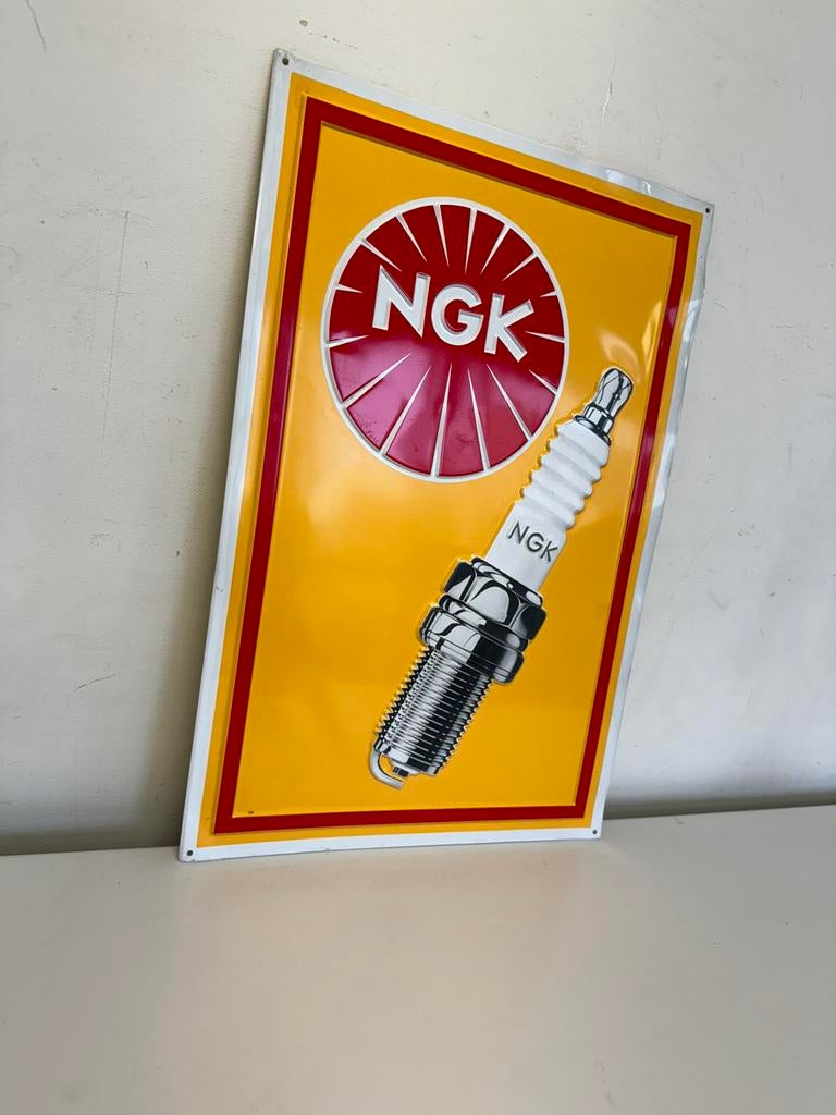 Panneau d'affichage des bougies d'allumage NGK, Enlèvement ou Envoi, Utilisé, Panneau publicitaire