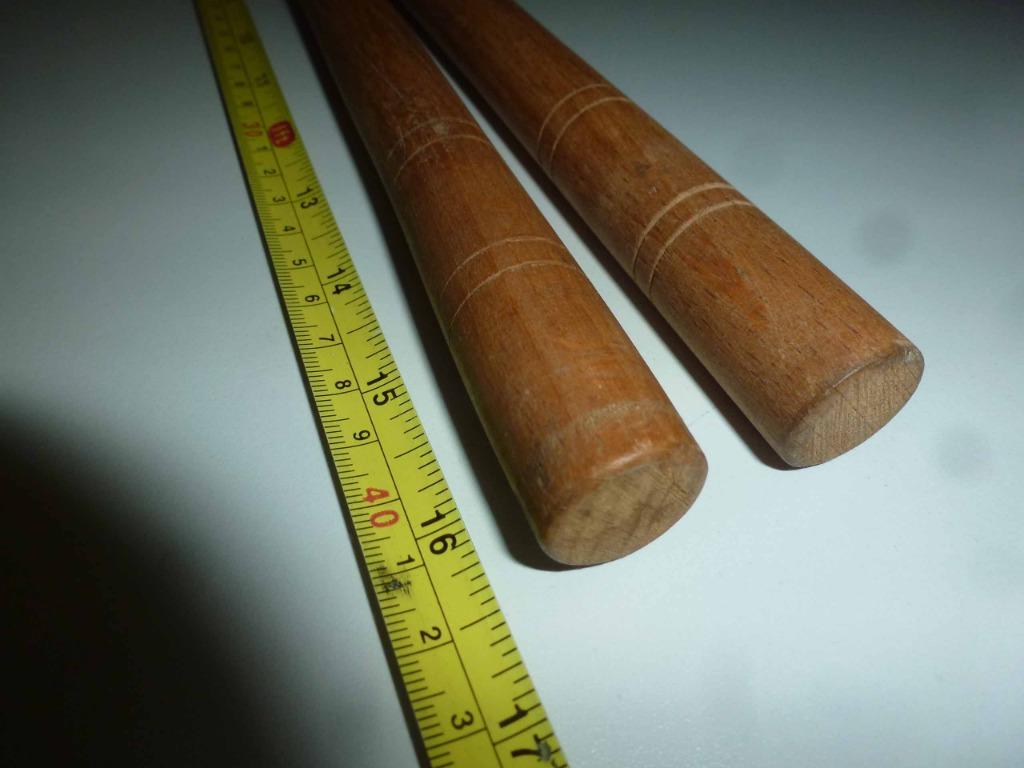 paire de baguette de tambour de gille de Binche, Musique & Instruments, Enlèvement ou Envoi, Utilisé, Autres marques