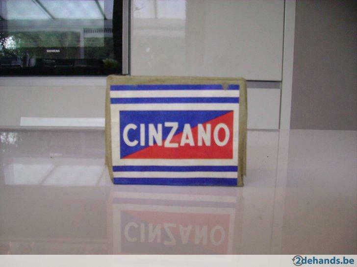 pak houten  luciferdoosjes drank  cinzano klein model, Enlèvement ou Envoi, Neuf, Boîtes ou marques d'allumettes