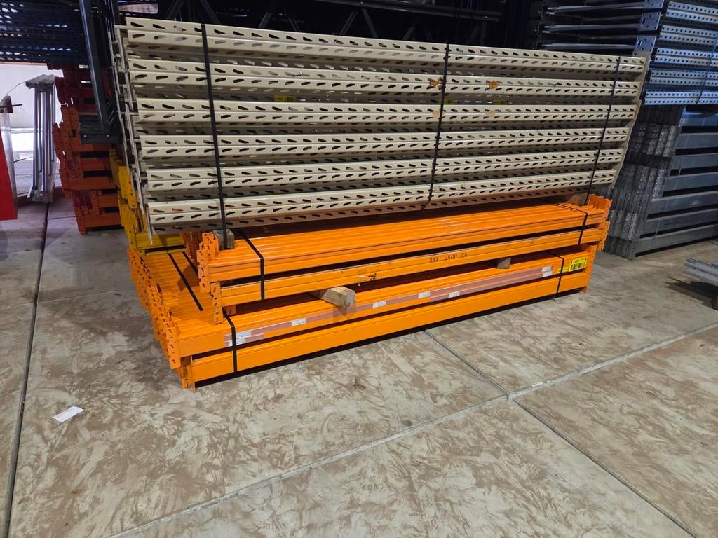 Overtoom Feralco palletstelling magazijnstelling gebruikt., Ophalen