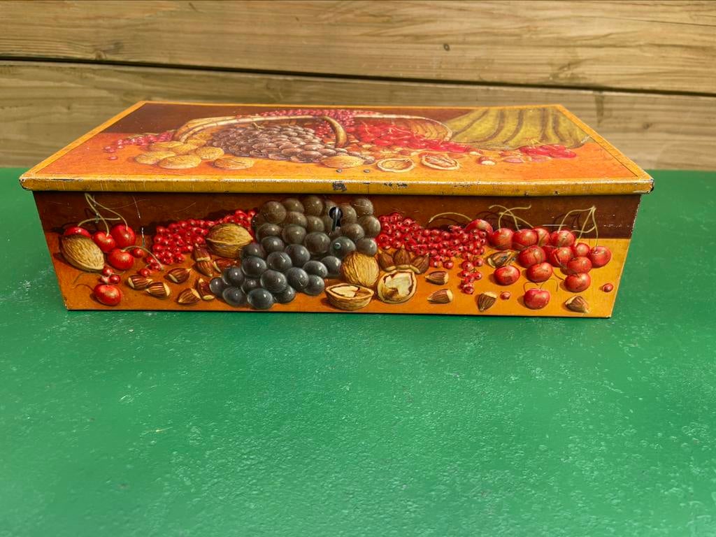 Boîte en fer blanc ancienne : fruits, noix, raisins, Enlèvement ou Envoi, Utilisé