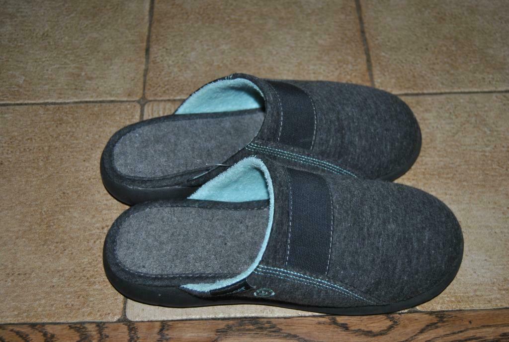 Chausson taille 37, couleur bleu*gris de marque Isotener., Vêtements | Femmes, Neuf, Isotener, Gris, Enlèvement ou Envoi